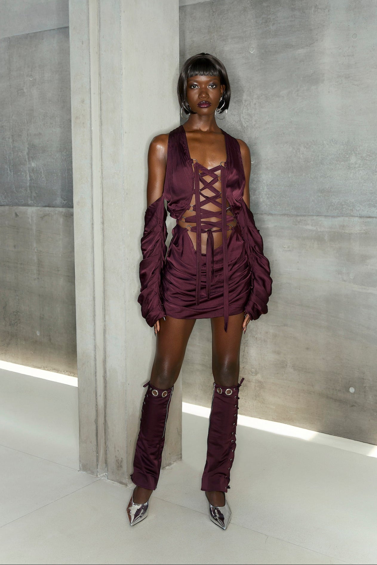 Eyelet Leg Warmers Plum