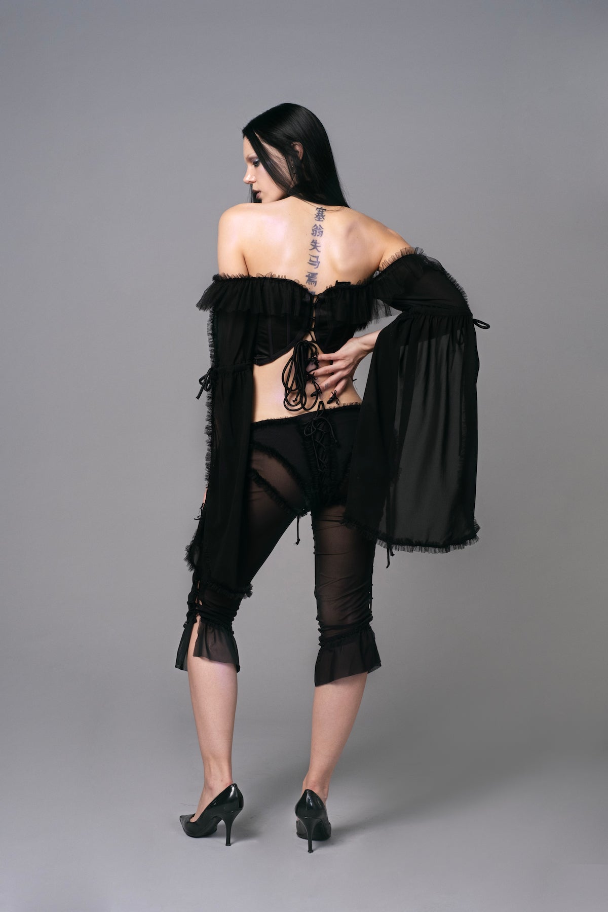 Rococo Top Noir